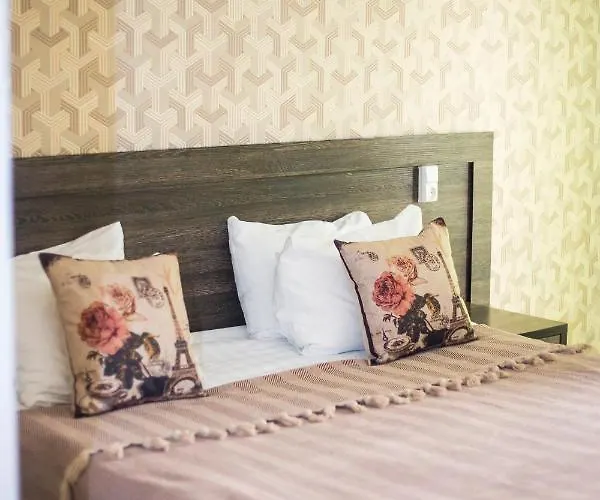 Golden Palace Hotel