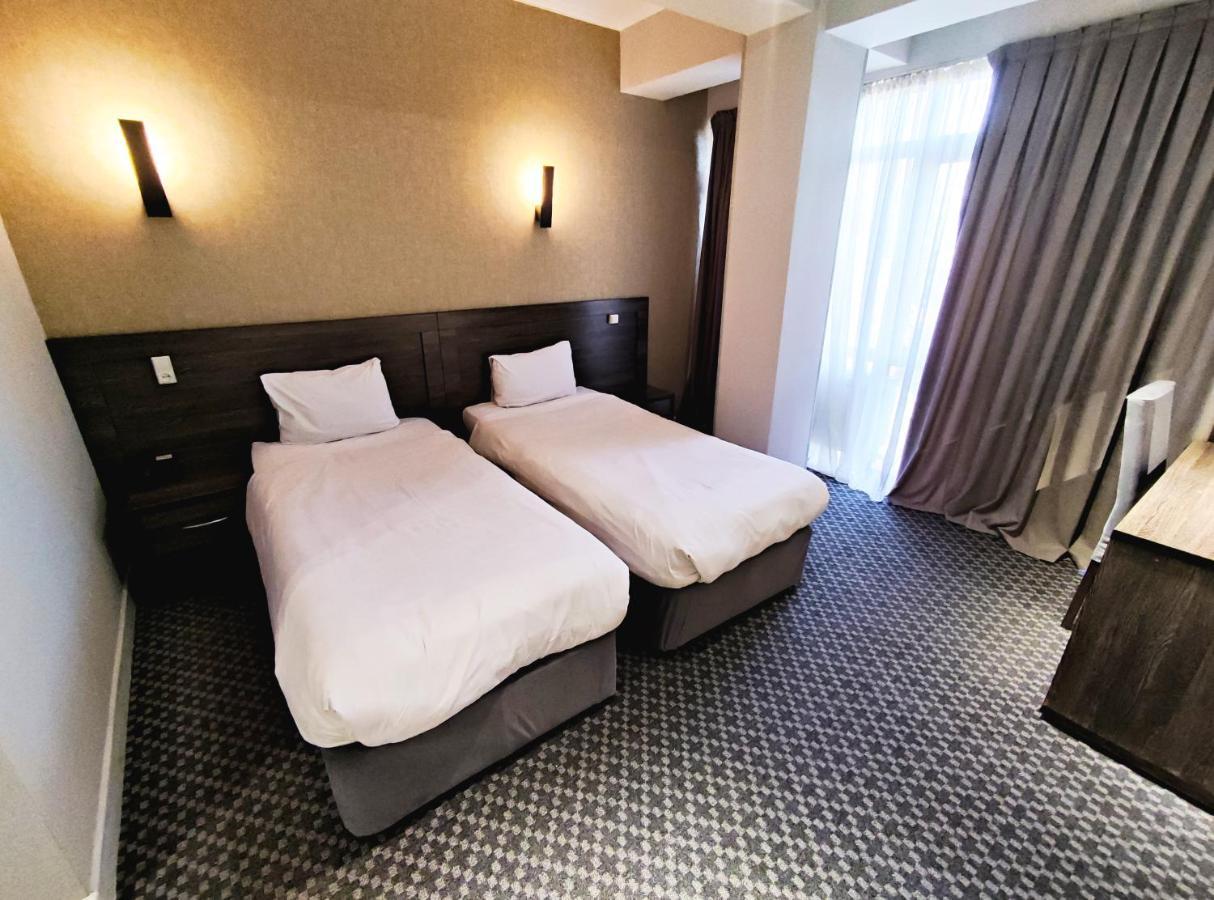 Golden Palace Hotel 3*