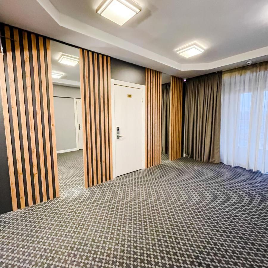 Hotel Golden Palace