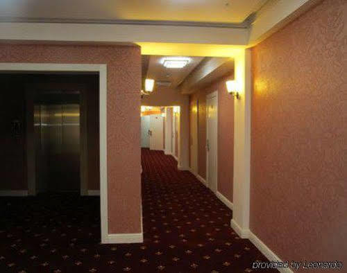 Golden Palace Hotel