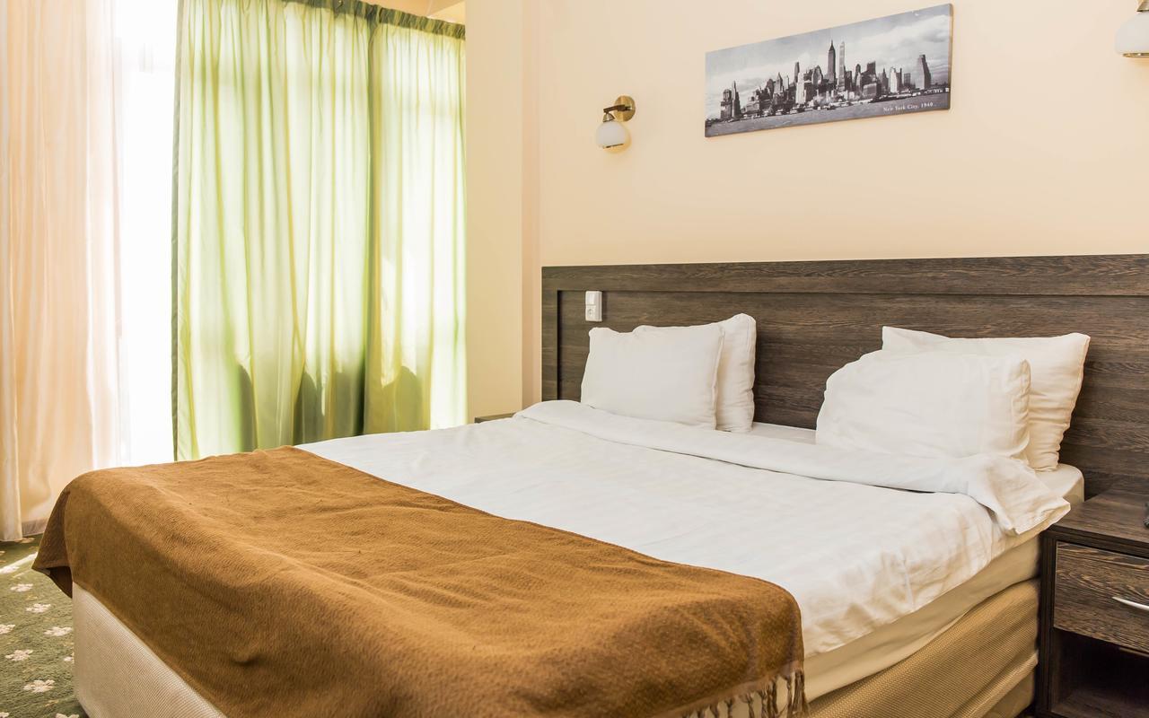 Hotel Golden Palace