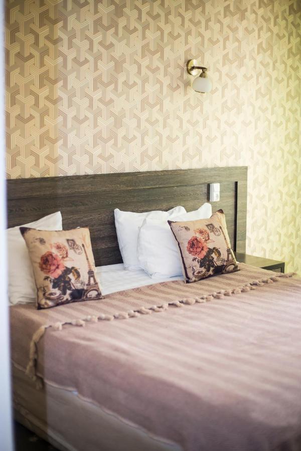 Golden Palace 3*